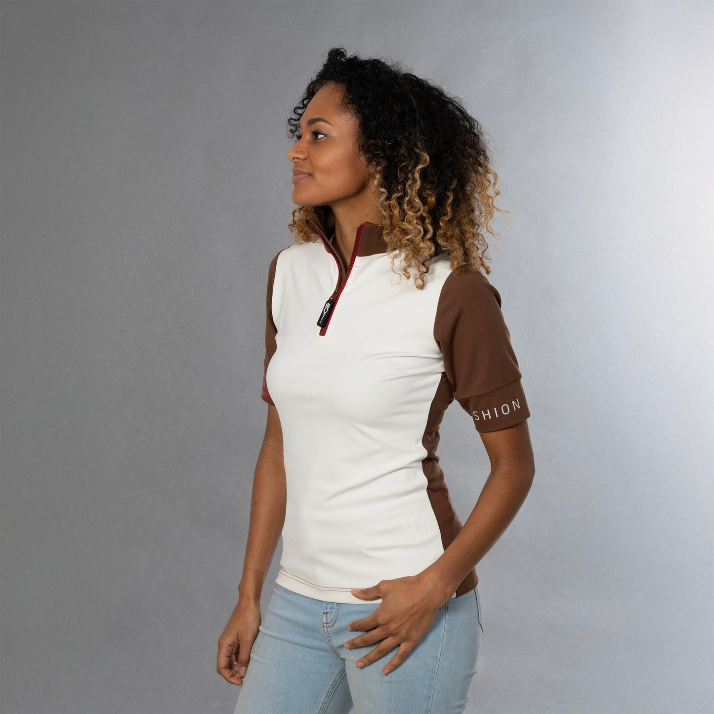 Women Shirt short sleeve Letters offwhite/bruin